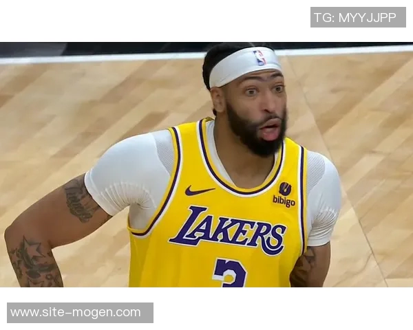 浓眉末节发威砍下11分9板自信表示最后四分钟是我的进攻时刻