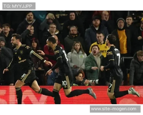 英超激战正酣曼联追平切尔西狼队仍无胜绩垫底