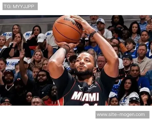 斯波谈鲍威尔性格契合认真对待竞争也展现轻松一面 斯波谈鲍威尔性格契合认真对待竞争也展现轻松一面