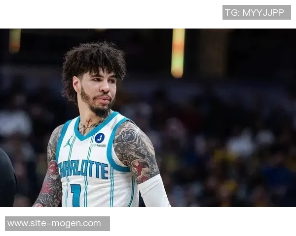 黄蜂首节三分球火力全开命中率高达60克尼佩尔个人表现惊艳五投四中 黄蜂首节三分球火力全开命中率高达60克尼佩尔个人表现惊艳五投四中